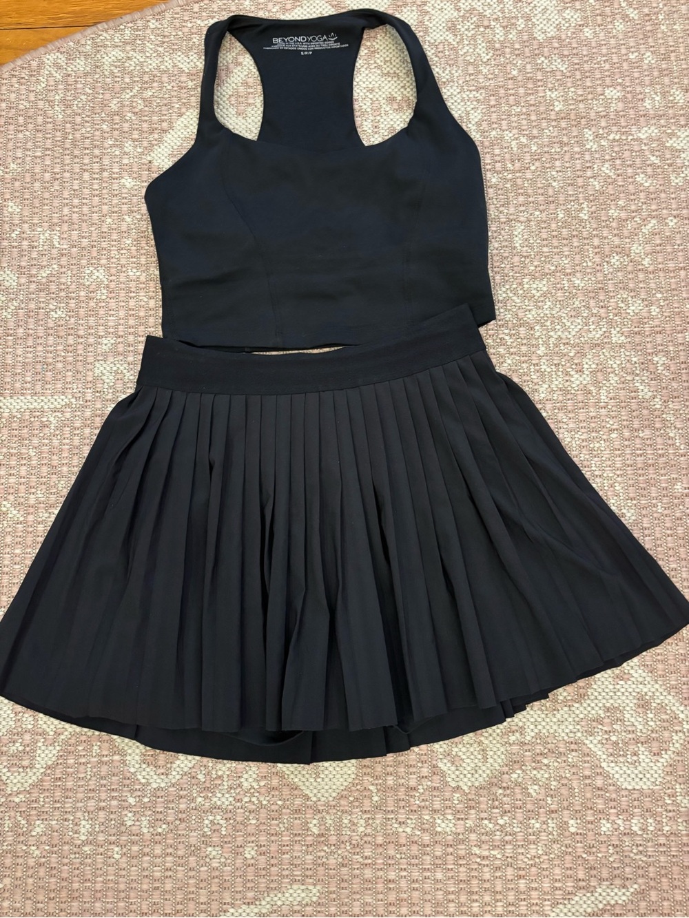 Beyond Yoga Black Pleated Circle Skater Mini Skirt and sports bra